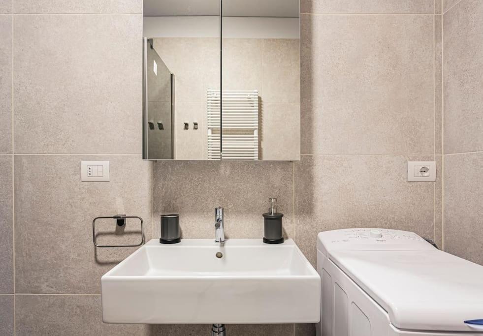 Unique Studio In The Heart Of Μιλάνο Εξωτερικό φωτογραφία
